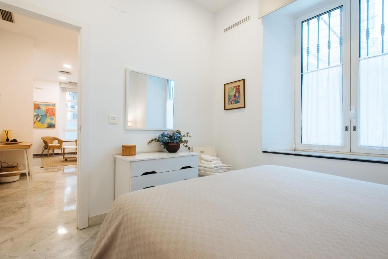 Apartamento Cerca De La Catedral Registro Vut 00617 Sevilla Kültér fotó